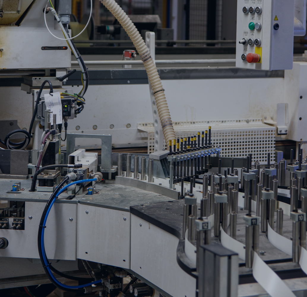 Automated manufacturing equipment powered by industrial hydraulic systems